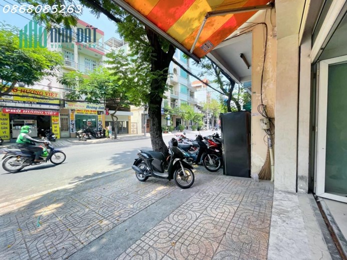 (HÀNG HÓT) BÁN NHÀ MẶT PHỐ DỊCH VỌNG HẬU KHU TOÀN VĂN PHÒNG 75M2, 5T, 2x tỷ.