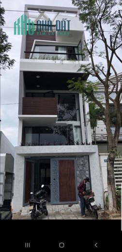Cho thuê nhà nguyên căn 4,5 tầng View Sông, thiết kế hiện đại