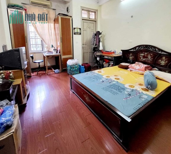 Bán nhà Duy Tân - Cầu Giấy phân lô ô tô tránh thoáng vĩnh viễn 50m2 5T MT 4m