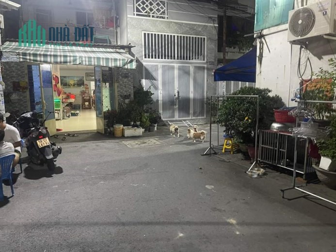 Bán nhà Gò Vấp, 70m2 hẻm xe hơi thông thoáng , ngang  4m5 chỉ 5,4 tỷ