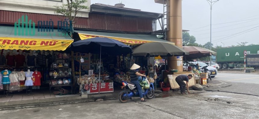 CHO THUÊ DÃY KIOT VỊ TRÍ TRUNG TÂM 2 MẶT TIỀN TẠI QUẾ VÕ.