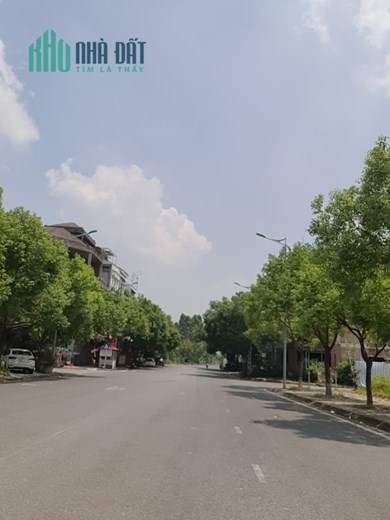 Bán Nhà 4 tầng phố Lý Nam Đế, Khai Quang, Vĩnh Yên 7,15 tỷ.Liên hệ: 0986.454.393 - 0986.797.222