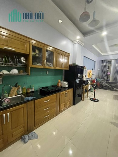 GIÁ CHỈ 4.8 TỶ - NHÀ CHÍNH CHỦ- HẺM 3M- CÁCH HẺM XE HƠI VÀI BƯỚC CHÂN- NHÀ MỚI ĐẸP Ở NGAY- GẦN HÀNG