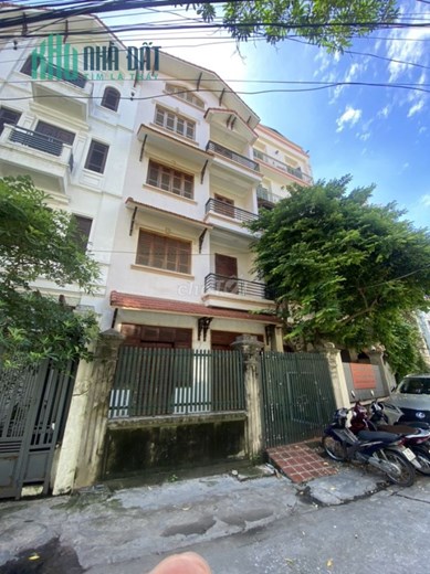 Cho thuê văn phòng 80m2 tại Đội Cấn-Đẹp-giá rẻ từ 9tr-13tr/tầng