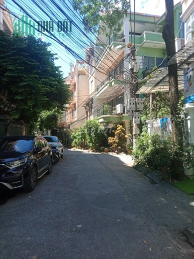 Cho thuê văn phòng 80m2 tại Đội Cấn-Đẹp-giá rẻ từ 9tr-13tr/tầng
