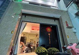 💥Bán nhà Đường Bà Hom, p.13,  Q.6 - 4 tầng mới đẹp - 36m2 - Ngang 4,8m - 4,6 tỷ