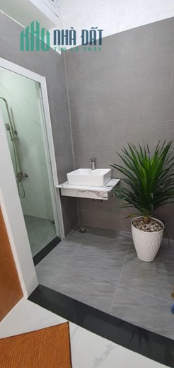 Bán Nhà Gần Ngã Tư Hàng Xanh 4 tầng Nhà Mới ở Ngay chỉ 5x tỷ - 0901872805