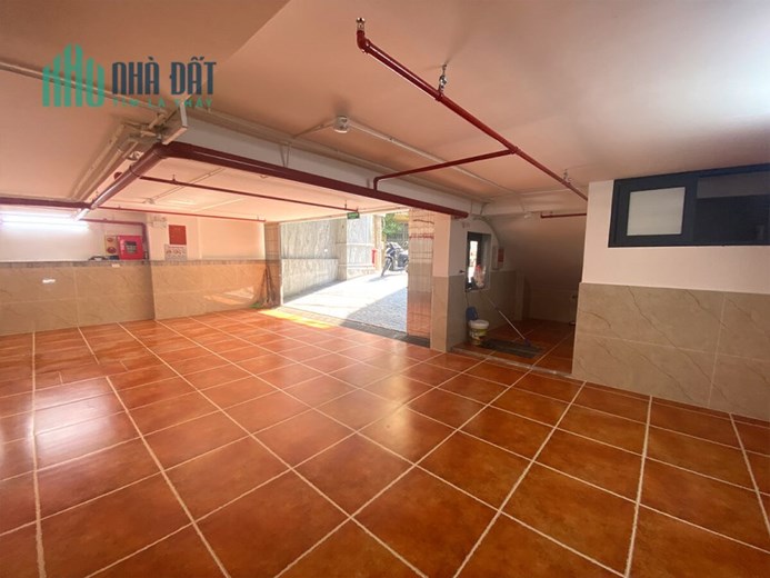 Bán Nhanh Tòa Văn Phòng 7 Tầng KĐT Yên Hòa.DT 112m2. MT 10.5m. Giá 45 TỶ