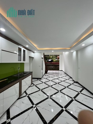 Bán nhà riêng Tứ Hiệp, Thanh Trì, 42m, 5 tầng, lô góc, ô tô cửa