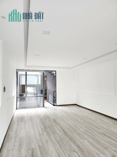 Nhà bán 3 Tầng Hẻm xe tải Nguyễn Thị Tần P2Q8 -  Giá : 11.8 Tỷ