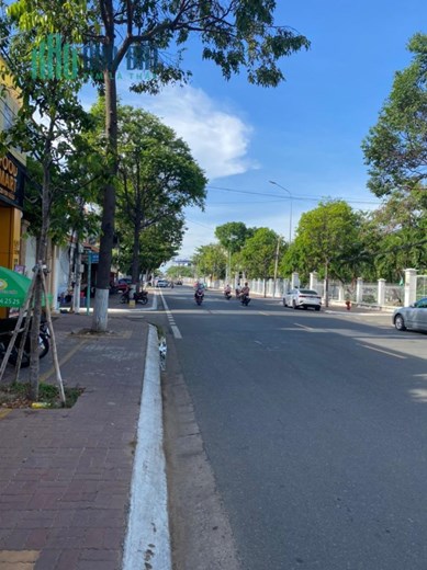 Sở Hữu Ngay Căn nhà 2 Mặt Tiền Trương Công Định Vị Trí Đẹp Tại TP. Vũng Tàu.