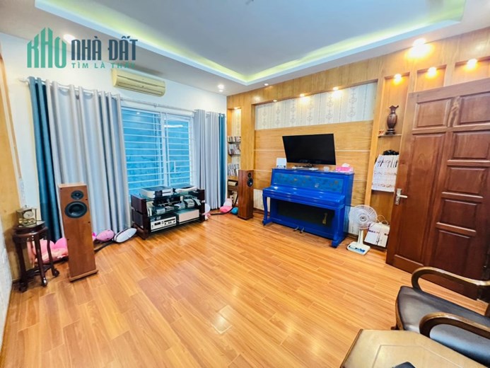 Siêu phẩm Ba Đình, cực đẹp, ở luôn, giá tốt