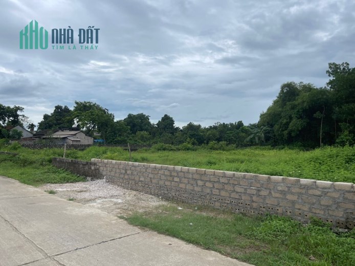 Chỉ nhỉnh 1,1tr/m2 có 2000m2 400m thổ, cách HN chỉ 45km, đường xe tải chánh tại Huyện Lương Sơn.