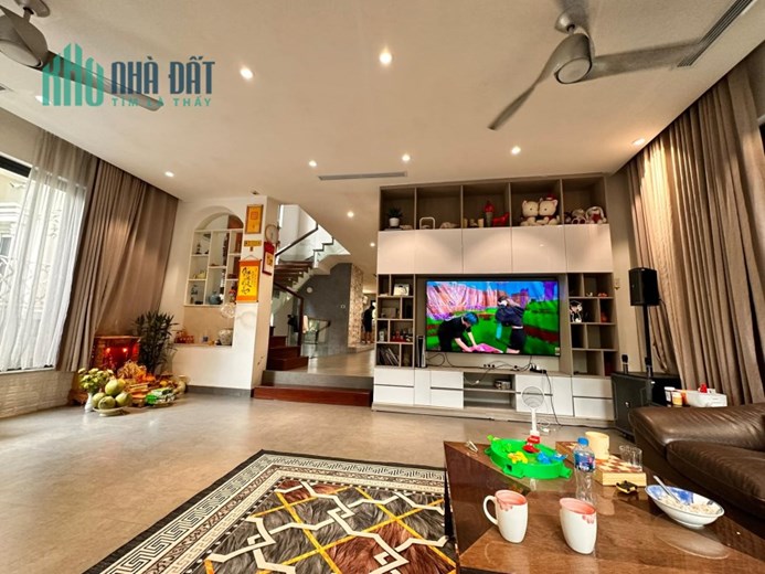 BÁN BIỆT THỰ CÁT LINH, Ô TÔ TRÁNH, BA THOÁNG, 100M2 4T MT7.5M, GIÁ 16.5 TỶ