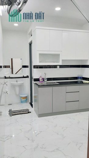 Cho thuê NNC mới 2 tầng hẻm 4m đường Dạ Nam P2Q8. Giá 12 triệu