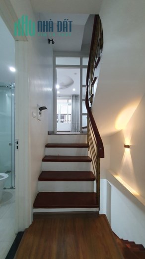 Bán nhà 85m2 phố Nguyễn Văn Cừ, Long Biên Gara Ô tô phi Vỉa hè 3m Kinh doanh đỉnh Giá 4.8 Tỷ