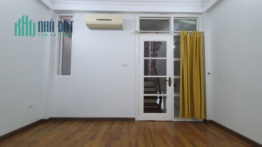 Bán nhà 83m2 phố Nguyễn Văn Cừ, Long Biên Gara 2 Ô tô đua Vỉa hè rộng Kinh doanh bất chấp Giá 4.6 Tỷ
