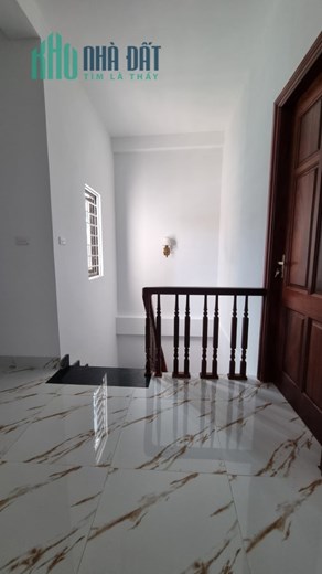 Bán nhà 85m2 phố Nguyễn Văn Cừ, Long Biên Gara 2 Ô tô tránh Vỉa hè 3m Kinh doanh đa dạng Giá 4.8 Tỷ