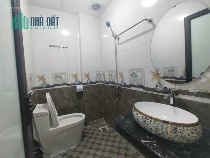 Chính chủ LÀM ĂN PHÁT ĐẠT MUỐN ĐỔI NHÀ MỚI. Cần bán nhà lô góc 4 tầng gần kđt Hinode Kim Chung, dt