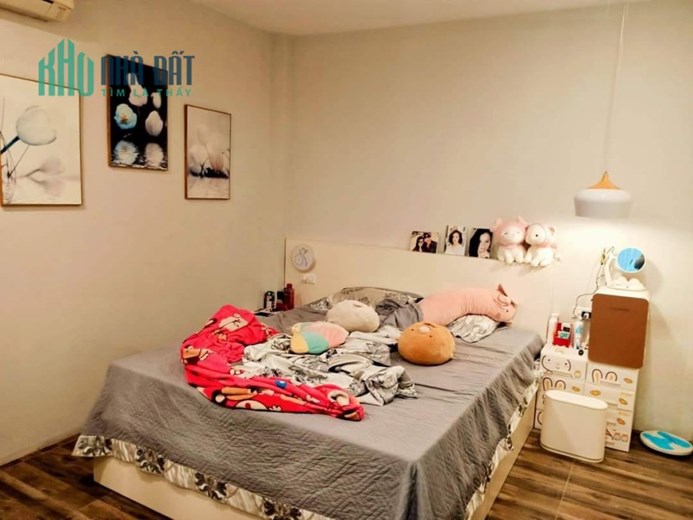 BÁN NHÀ PHỐ HÀN THUYÊN, 30M2 - 5 TẦNG - 3 NGỦ, CĂN GÓC, NHÀ ĐẸP, NHỈNH 6 TỶ