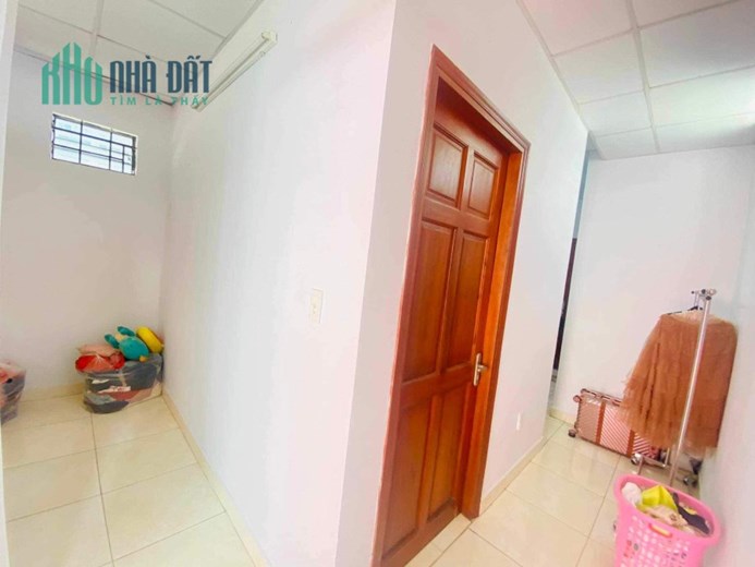 BÁN GẤP NHÀ HẺM 3M CÁCH MẠNG THÁNG 8 Q3 ,NHÀ ĐANG CHO THUÊ 15TRIEU