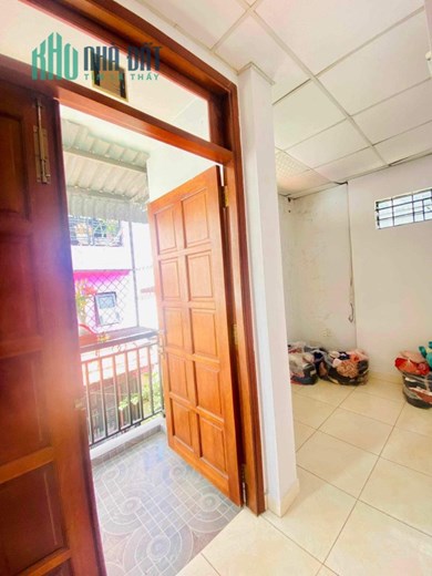 BÁN GẤP NHÀ HẺM 3M CÁCH MẠNG THÁNG 8 Q3 ,NHÀ ĐANG CHO THUÊ 15TRIEU