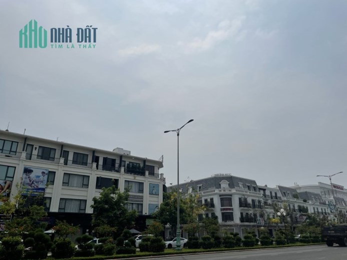 BÁN NHÀ SHOPHOUSE APEC MẶT ĐƯỜNG HÙNG VƯƠNG KHU ĐẸP VIP NHẤT TUY HÒA