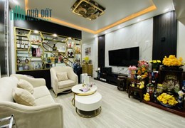 Bán nhà Chùa Hàng 54m 5 tầng cực đẹp GIÁ 3.8 tỉ ngay gần mặt đường