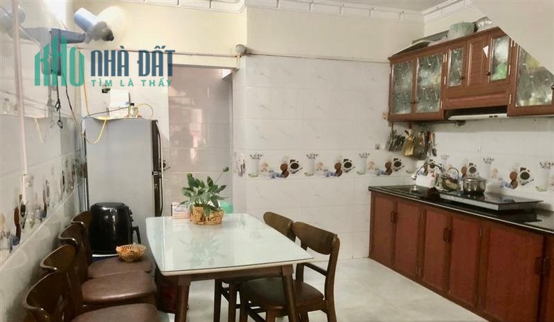 Bán nhà phố Trung Lực, 51m 3 tầng sân cổng riêng, GIÁ chỉ 2.45 tỉ