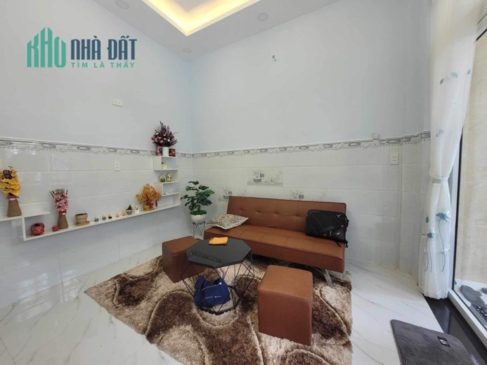 Nhà HXH đường 385 tăng nhơn phú A, diện tích 60m , 1 lầu , DT 60m,