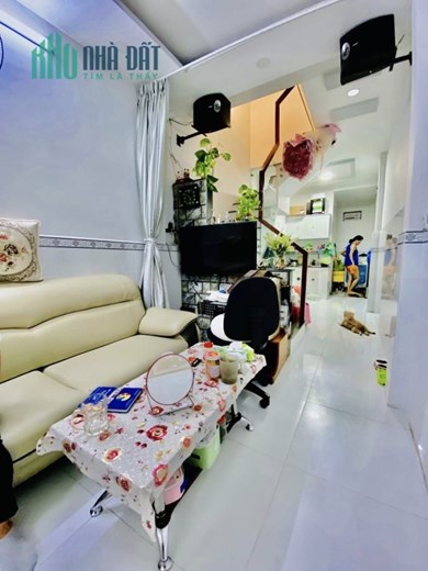 Bán nhà Nguyễn Sơn Q. Tân Phú 25m2, 2 tầng, 2PN, 3WC chỉ 2 tỷ 9 TL