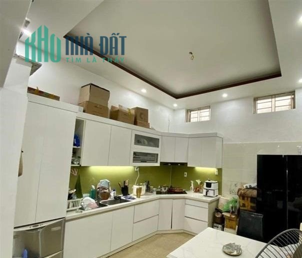 Chính chủ cho thuê nhà đẹp Xóm Trung - Văn Cao, full đồt, 45m 3 tầng 3 ngủ GIÁ 9 triệu