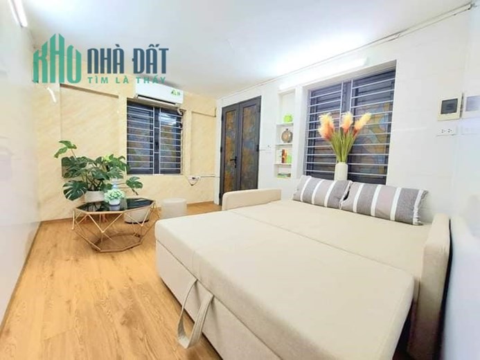 BÁN NHÀ ĐẸP PHỐ LÒ ĐÚC GIÁ 1.55 TỶ GỒM 2 PHÒNG NGỦ 1 PHÒNG KHÁCH + 1 BẾP + WC.