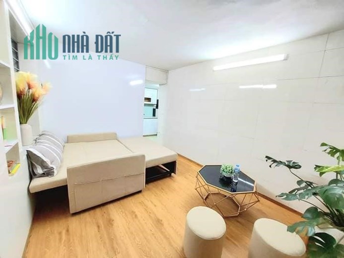 BÁN NHÀ ĐẸP PHỐ LÒ ĐÚC GIÁ 1.55 TỶ GỒM 2 PHÒNG NGỦ 1 PHÒNG KHÁCH + 1 BẾP + WC.