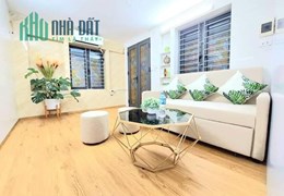 BÁN NHÀ ĐẸP PHỐ LÒ ĐÚC GIÁ 1.55 TỶ GỒM 2 PHÒNG NGỦ 1 PHÒNG KHÁCH + 1 BẾP + WC.