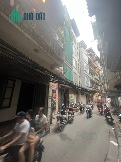 BÁN NHÀ MẶT NGÕ QUẬN ĐỐNG ĐA HN.Ô TÔ TRÁNH, MẶT TIỀN 6M , GIÁ NHỈNH 100TR/M2