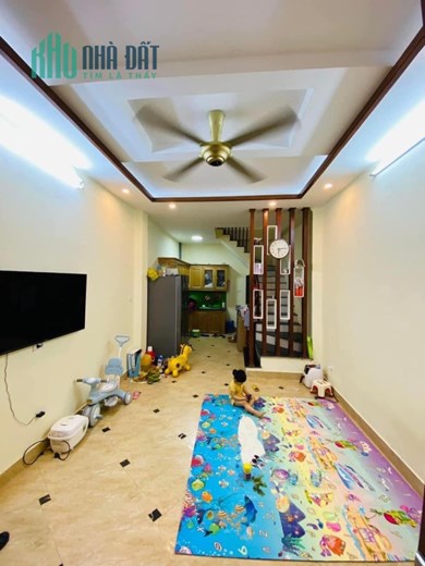 Bán gấp nhà đẹp Hoàng Hoa Thám, Ba Đình. Diện tích 36m2 - 5 tầng cực thoáng