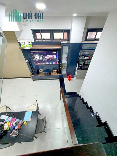 🏡  Bán nhà Ở đẹp, căn góc HXH thông, ngang lớn 5.4m, Lê Văn Quới 62m2 - chỉ 5 tỷ 200