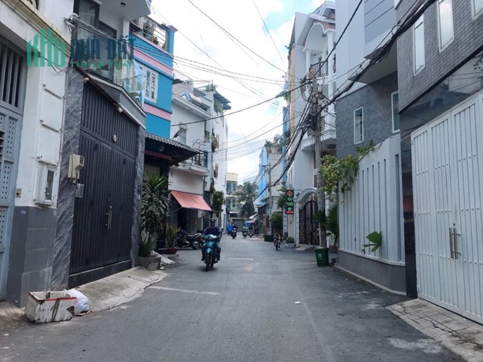 BÁN NHÀ HẺM XE TẢI - ĐS 4 - HIỆP BÌNH PHƯỚC – 4 TẦNG - 52M2 - GIÁ 5.2 TỶ. TL
