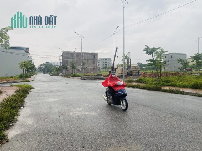 Bán đất dịch vụ Hán Lữ, Khai Quang, Vĩnh Yên 102m2, giá: 2,5 tỷ.Liên hệ: 0986.454.393 - 0986.797.222