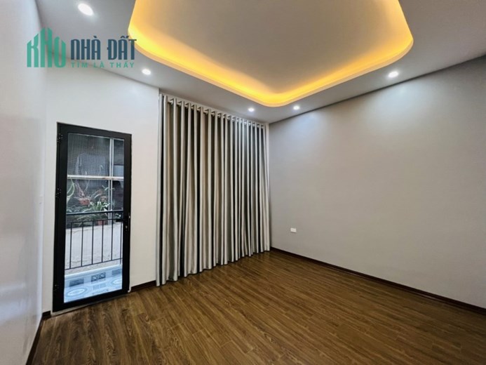 Đội Cấn - Ba Đình 30m2, 3.5T Ngõ Rộng Nhà Đẹp Ở Luôn 3.65 tỷ