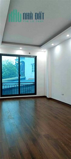 Bán Lâm Hạ 110m2, T6, mt 5m. 41 tỷ Long Biên Hà Nội