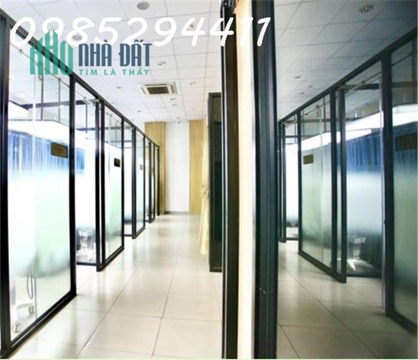 Chính chủ Cho thuê nhà vị trí đắc địa mặt tiền 132 - 134 Yersin ngay trung tâm Quận 1