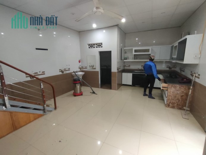 Cho thuê nhà Trung Lực 100M 2 tầng oto tận cửa giá 9tr