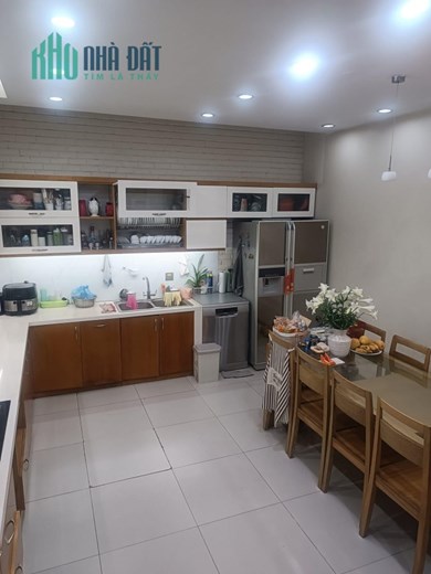 Phân lô, oto tránh, kinh doanh, Vũ Ngọc Phan, Đống Đa 74m, 6T, MT 4m, chỉ 16.8 tỷ.