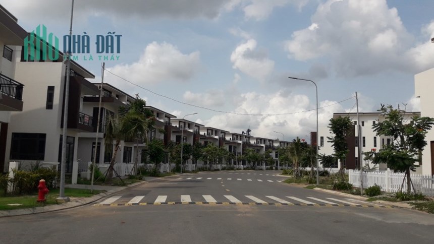 Bán Nhà Thô Dự án Trần Anh Riverside Bến Lức, Long An, sổ riêng