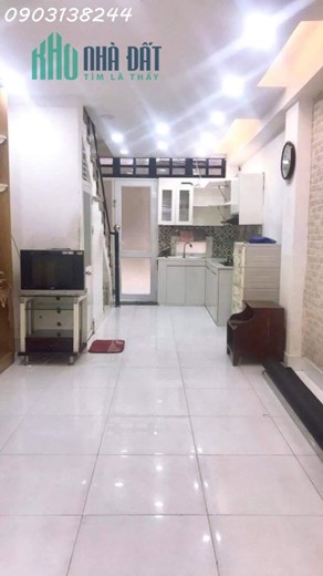 Nhà bán quận 10, Hẻm ba gác thông thoáng 2 mặt trước sau, 35m2, 3 tầng nhỉnh 5 tỷ
