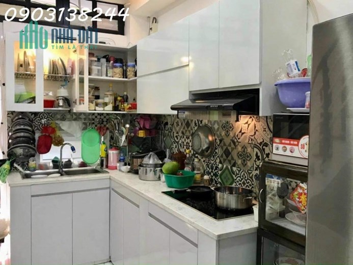 Nhà bán quận 10, Hẻm ba gác thông thoáng 2 mặt trước sau, 35m2, 3 tầng nhỉnh 5 tỷ