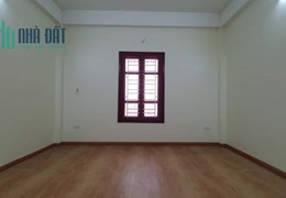 Bán nhà Nguyễn Trãi, Hà Đông 51 m2, 4 tăng, 5 mặt tiền, giá nhỉnh hơn 6 tỷ.