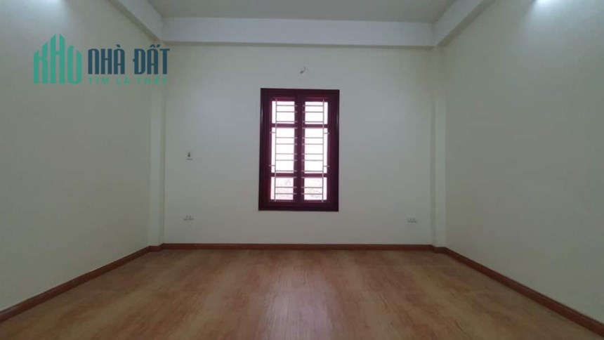 Bán nhà Nguyễn Trãi, Hà Đông 51 m2, 4 tăng, 5 mặt tiền, giá nhỉnh hơn 6 tỷ.